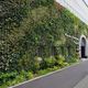 サントリーミドリエ、国内最大級の壁面緑化システム「花のかべ」を設置