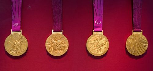 写真：ロンドン五輪の金メダル