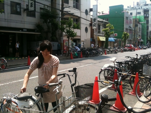JFS/Osaka's New Bicycle-Share Project Aims to Give Jobs to the Homeless and Bikes to the People